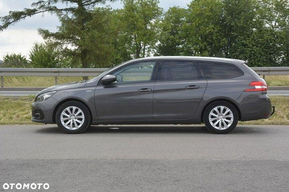 Peugeot 308 - 3