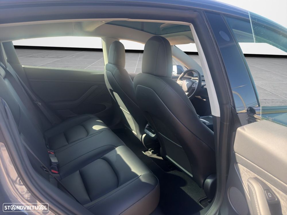 Tesla Model 3 Tração Traseira Premium - 19