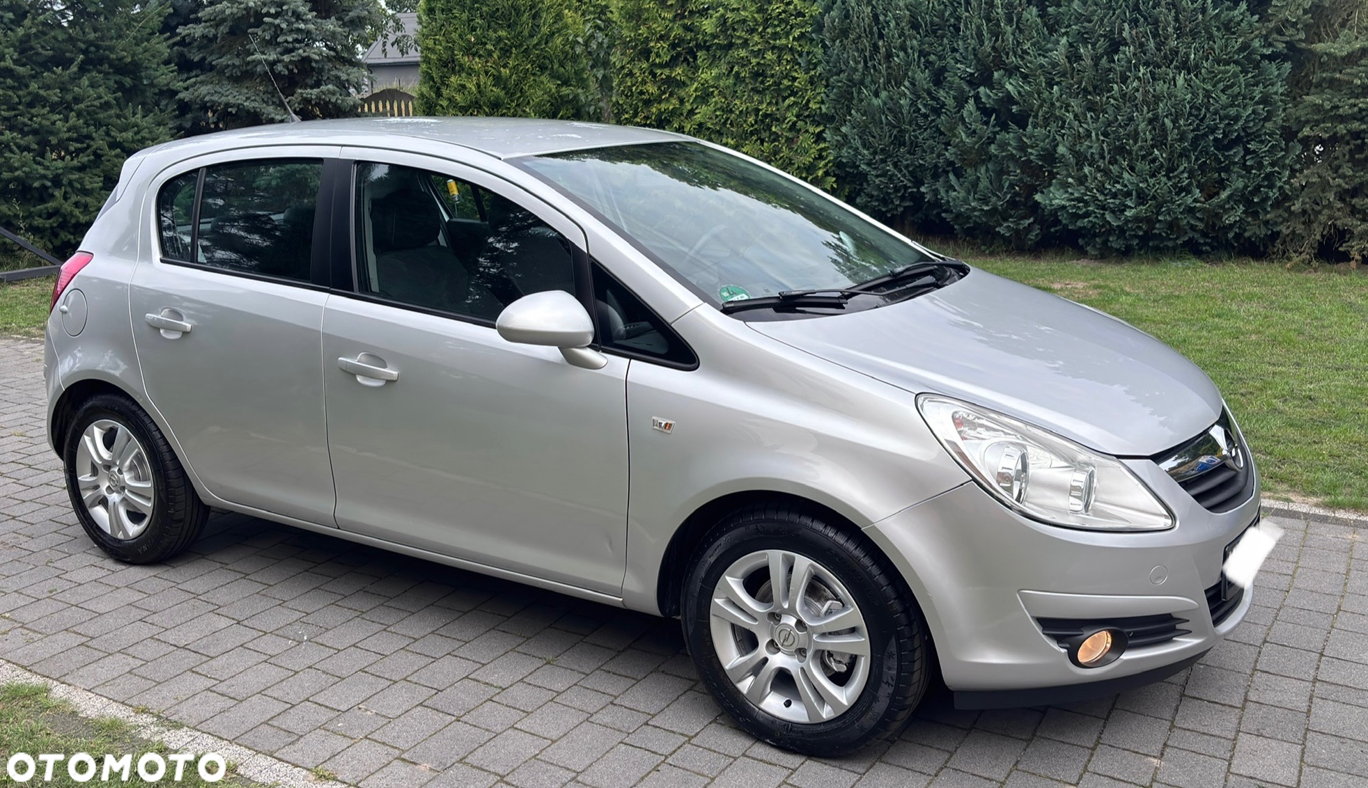 Opel Corsa 1.4 16V Cosmo - 18