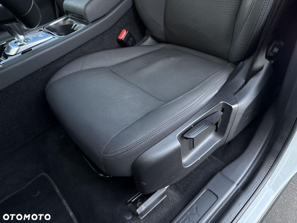 Land Rover Discovery Sport - 13