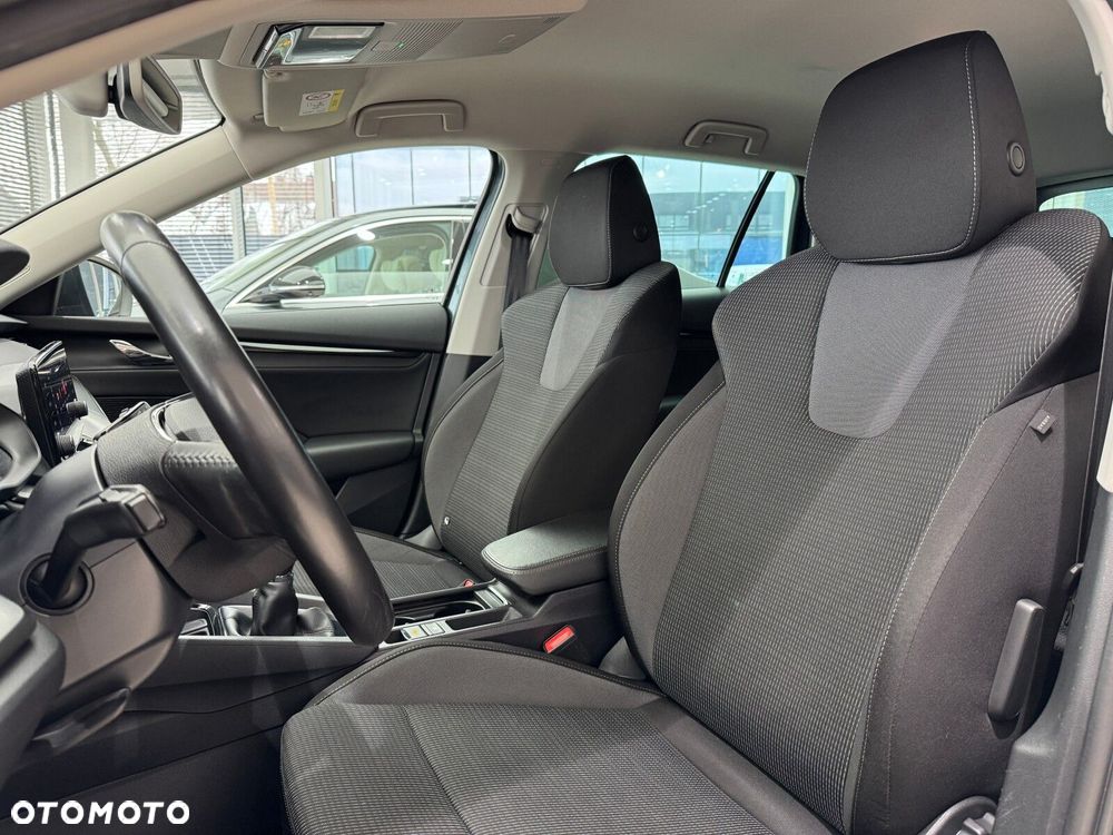 Skoda Octavia 1.5 TSI ACT Ambition - 10