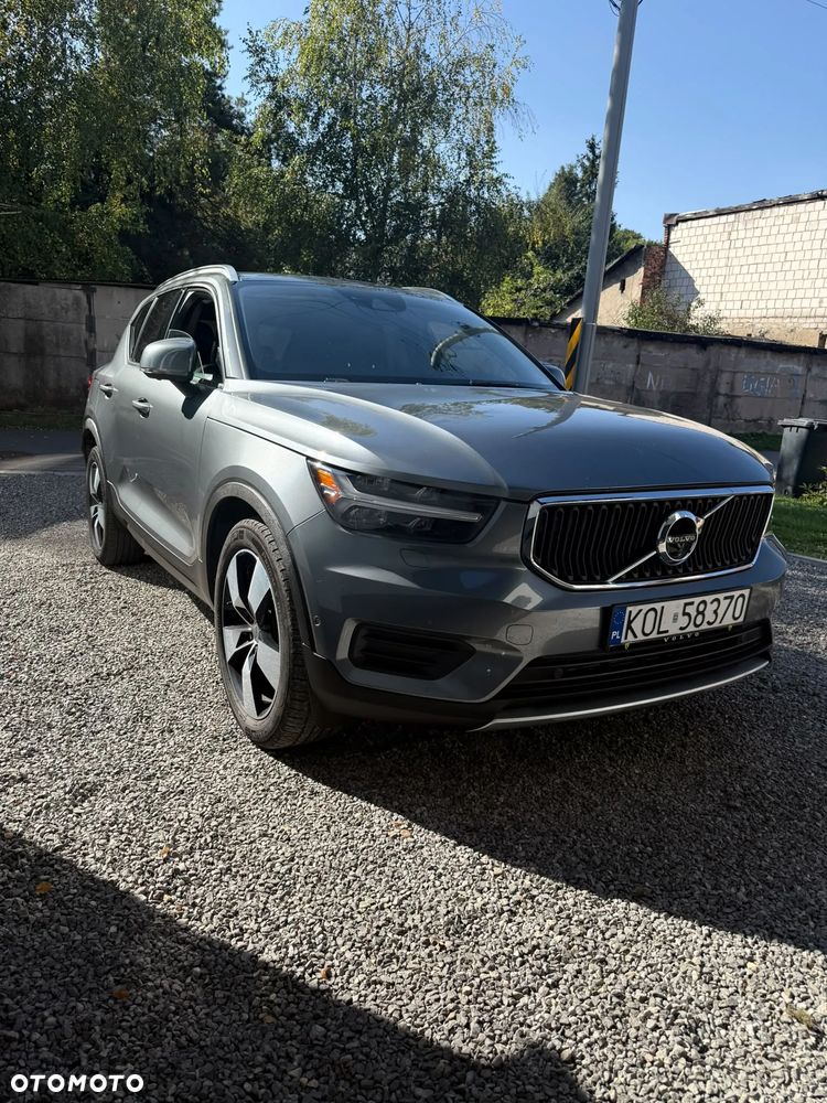 Volvo XC 40 T5 AWD Momentum (Intro Edition) - 4