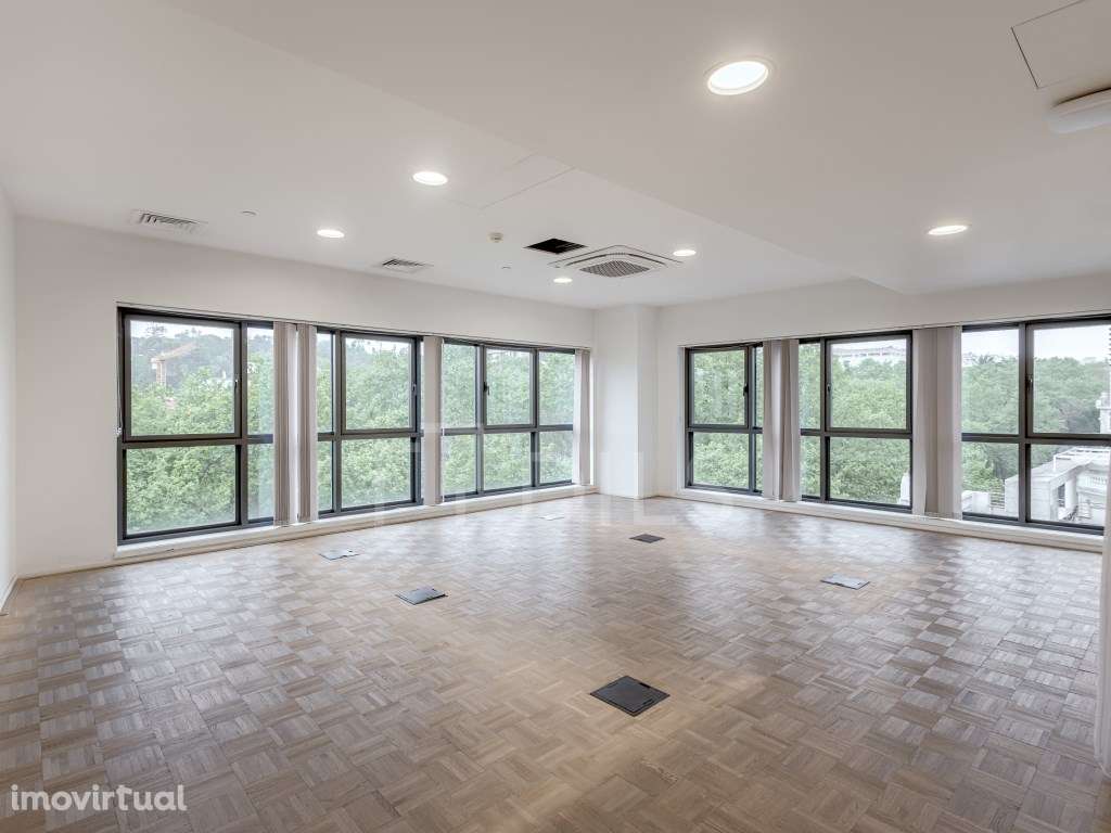 Escritório para arrendar no Tivoli Fórum, em Lisboa - Grande imagem: 2/20