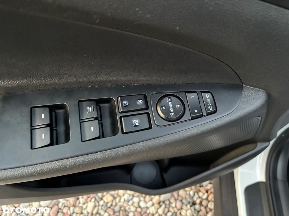 Hyundai Tucson 2.0 CRDI BlueDrive Comfort 2WD - 9