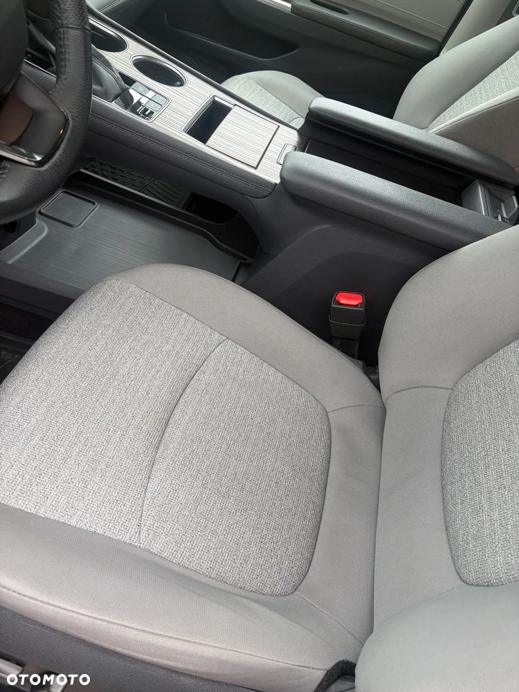Toyota Sienna - 40