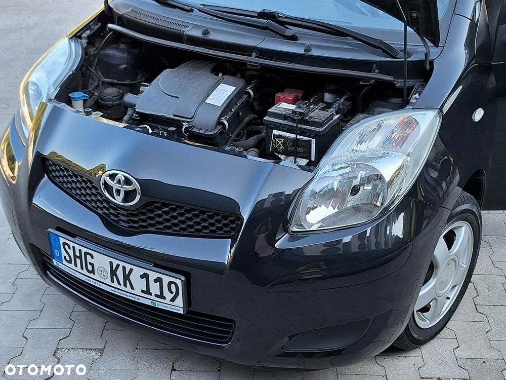 Toyota Yaris - 15