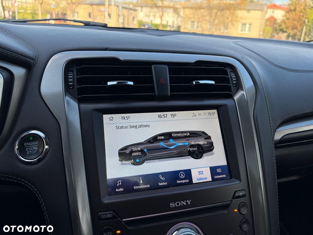 Ford Mondeo SW 2.0 Hybrid Vignale - 27