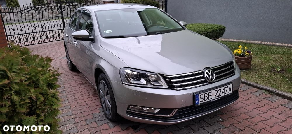 Volkswagen Passat - 2