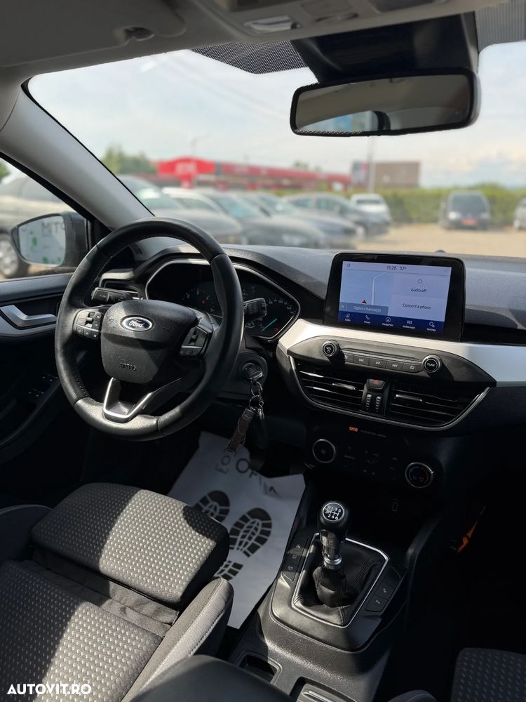 Ford Focus - 7