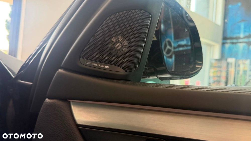 BMW X6 - 16