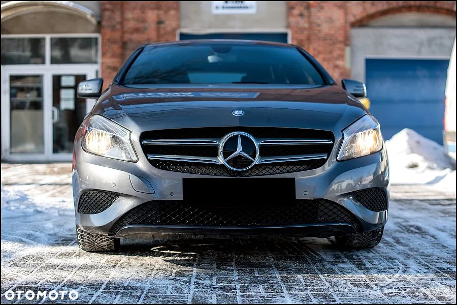 Mercedes-Benz Klasa A 180 (BlueEFFICIENCY) Urban - 4