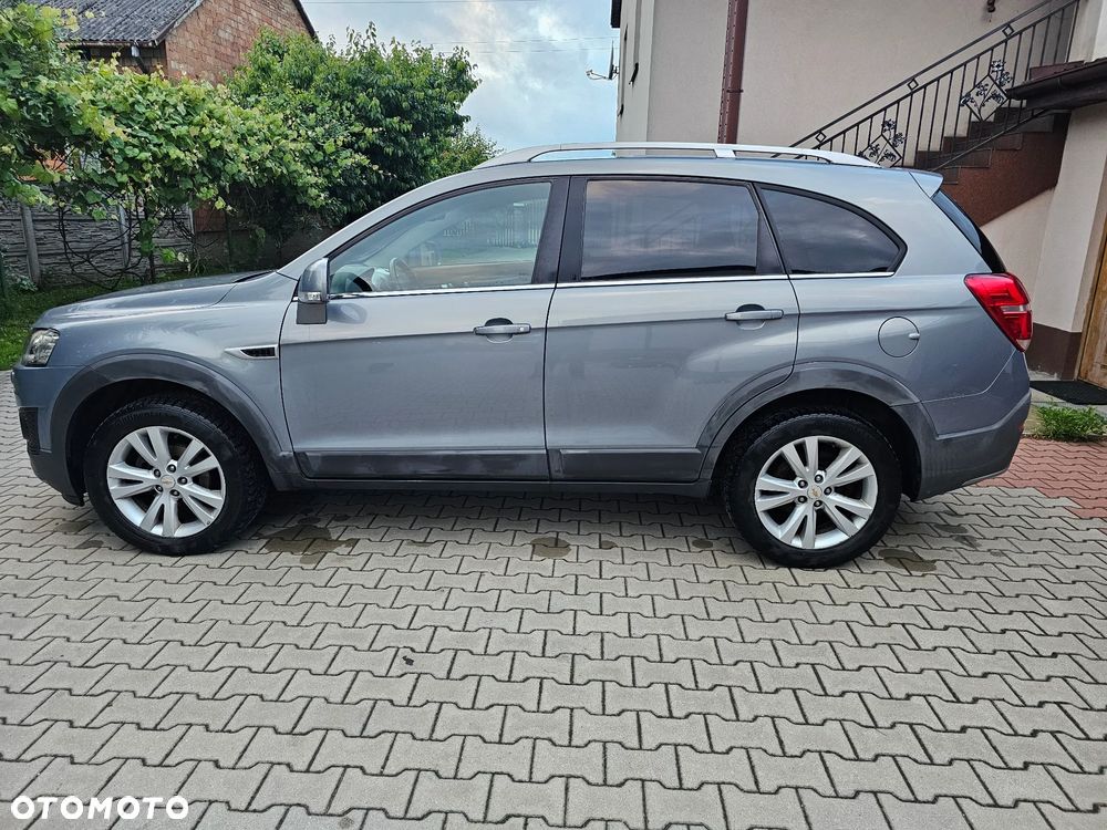 Chevrolet Captiva 2.2 D LT+ - 9