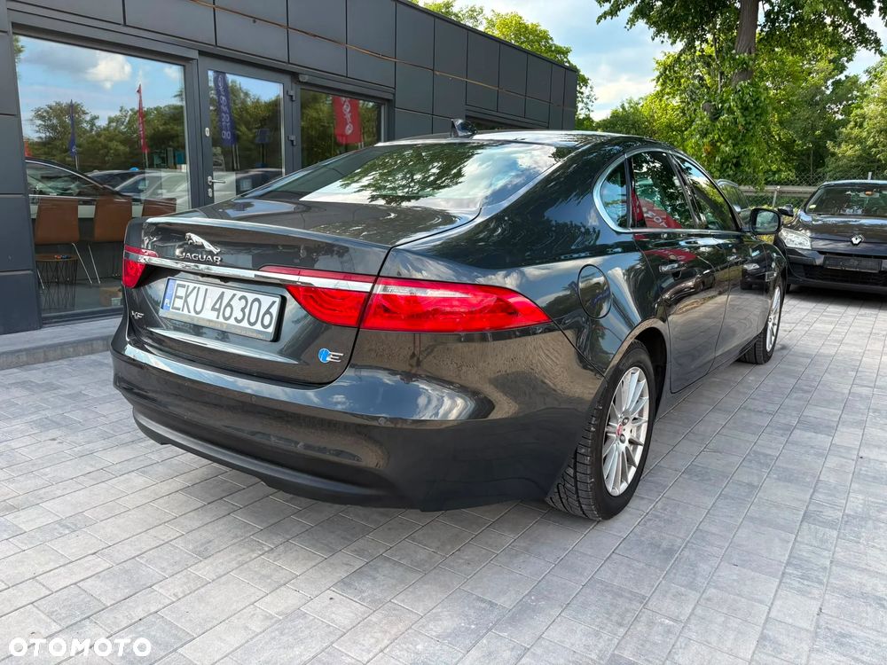 Jaguar XF E-Performance Prestige - 6