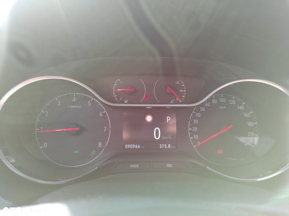 Opel Grandland X 1.2 T Ultimate S&S - 10