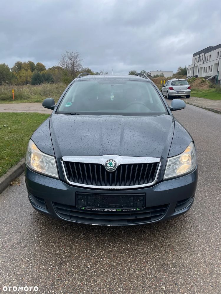 Skoda Octavia - 2