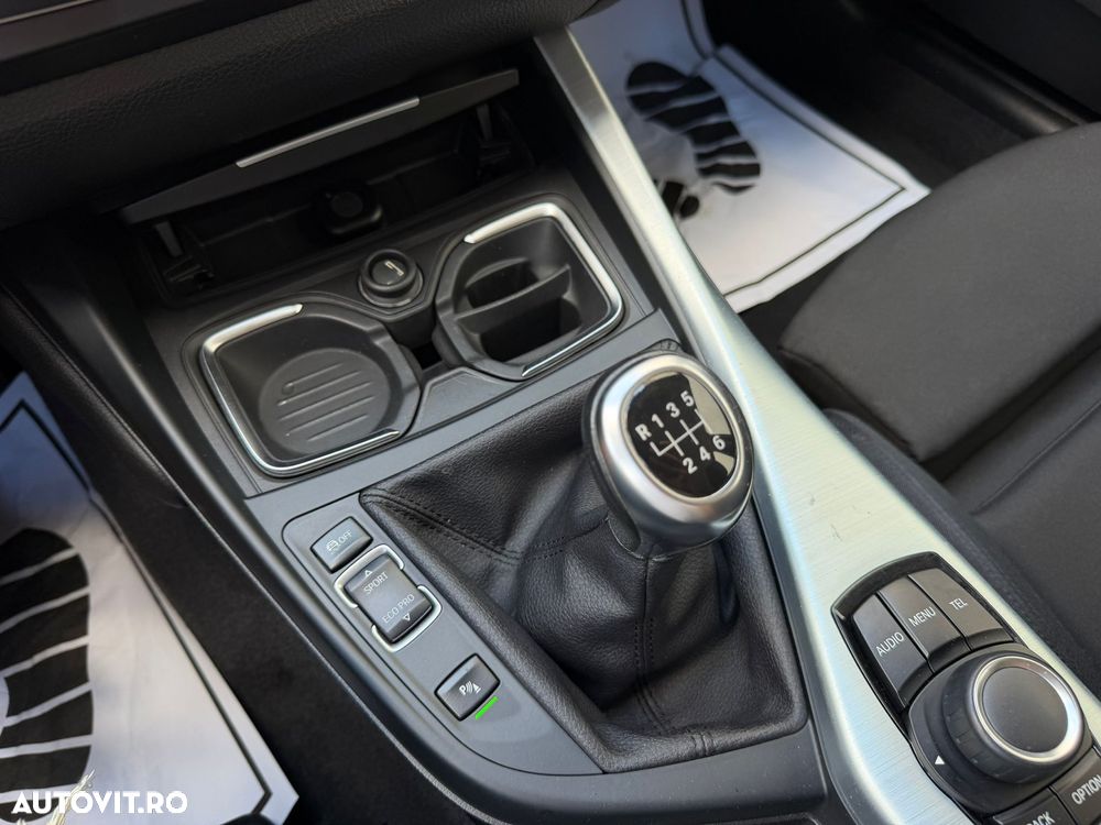 BMW Seria 1 116i Sport Line - 13