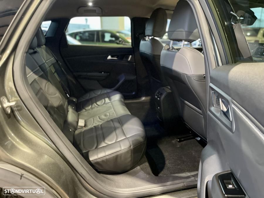 Citroën C5 X 1.2 PureTech Shine EAT8 - 31