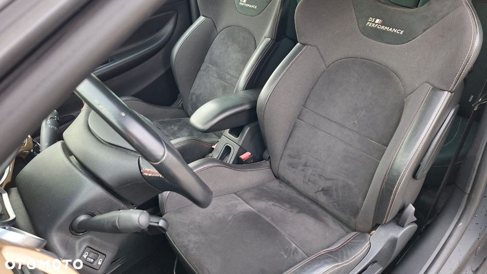 Citroën DS3 THP 208 Start & Stop PERFORMANCE - 6