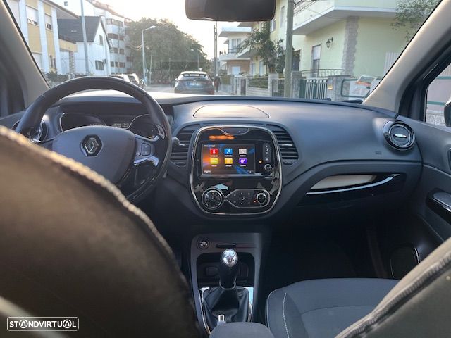 Renault Captur 0.9 TCE Exclusive - 23