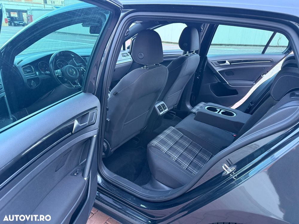 Volkswagen Golf GTD (BlueMotion Technology) DSG - 20