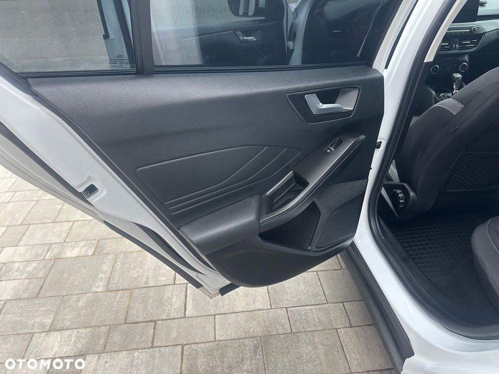 Ford Focus 1.5 EcoBlue SCR Titanium X - 27