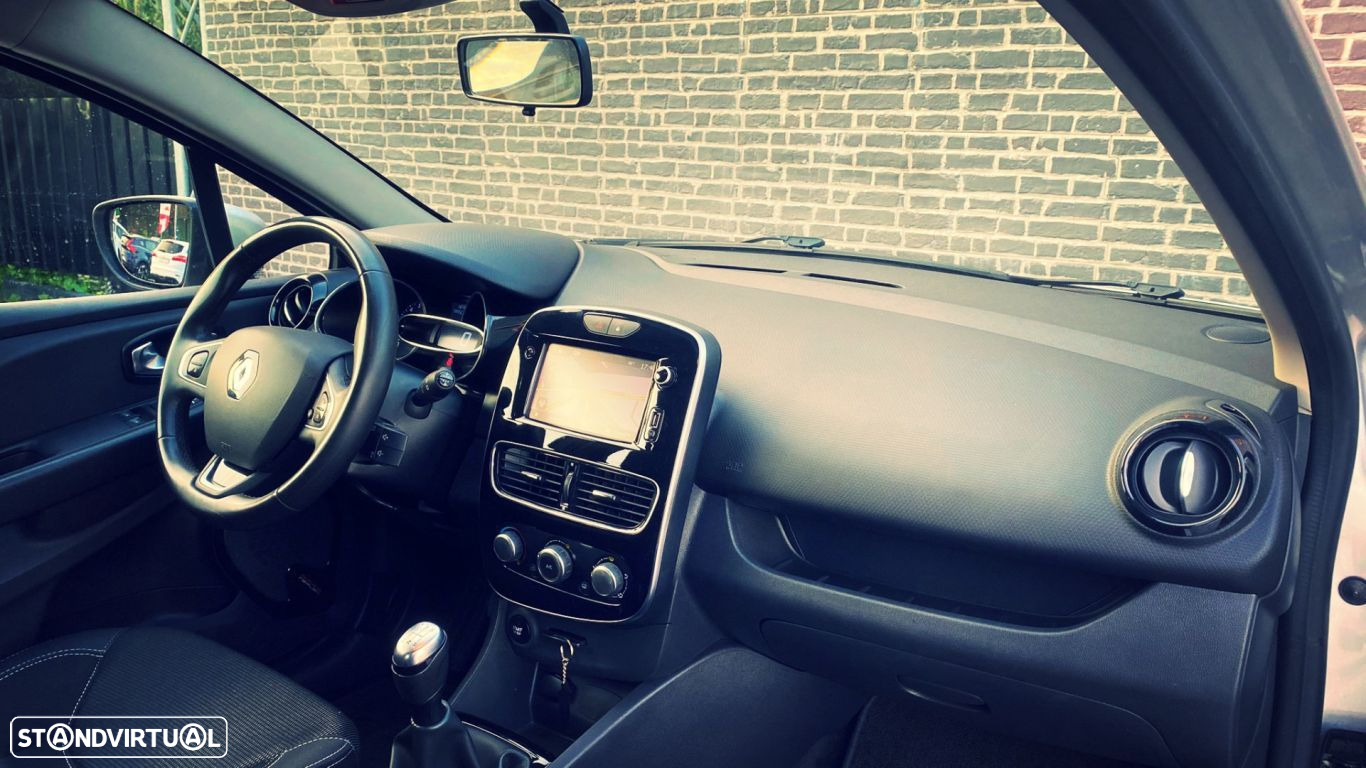 Renault Clio 0.9 TCe Limited Bi-Fuel - 2