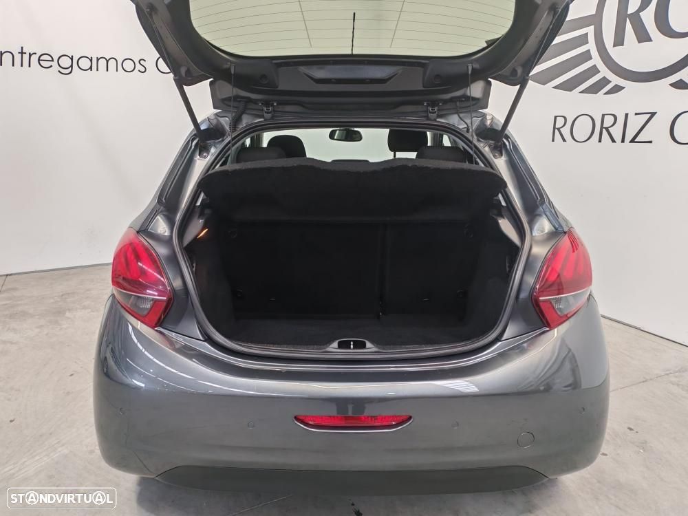 Peugeot 208 1.6 BlueHDi Style - 17