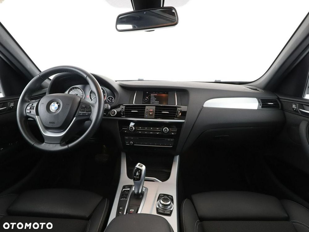BMW X3 xDrive20d - 16