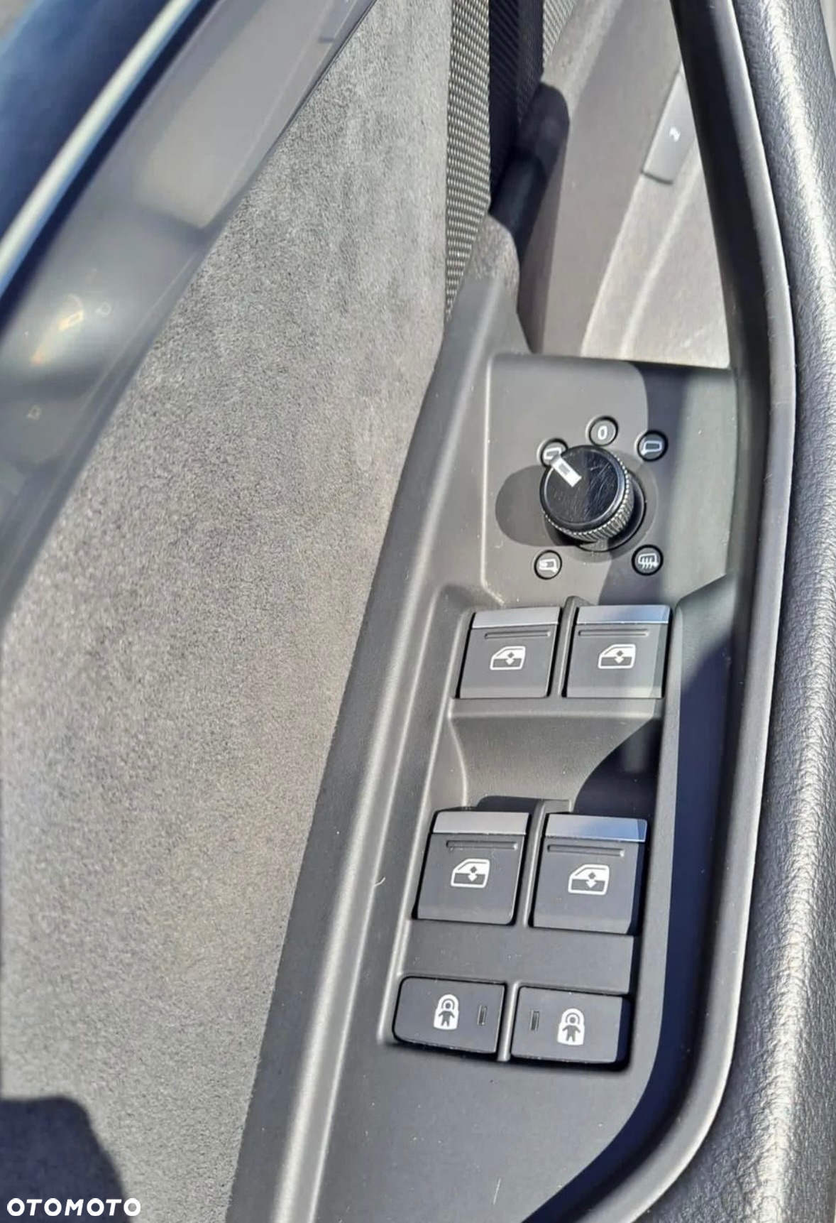 Audi e-tron 55 Quattro S Line - 27
