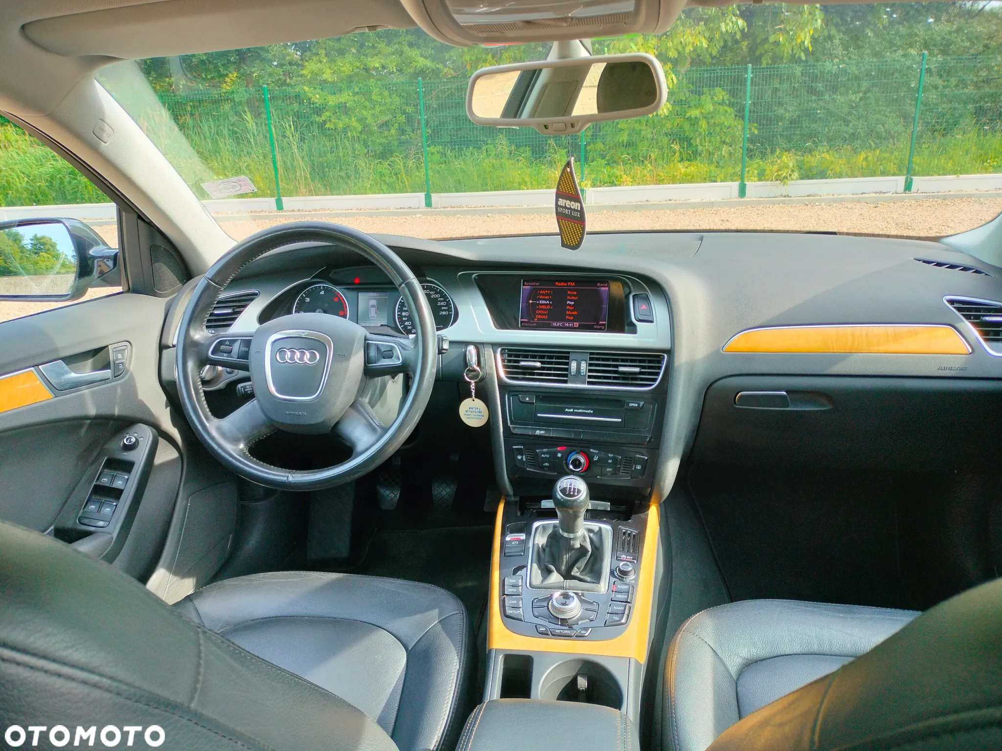Audi A4 Avant 2.0 TDI DPF Attraction - 2
