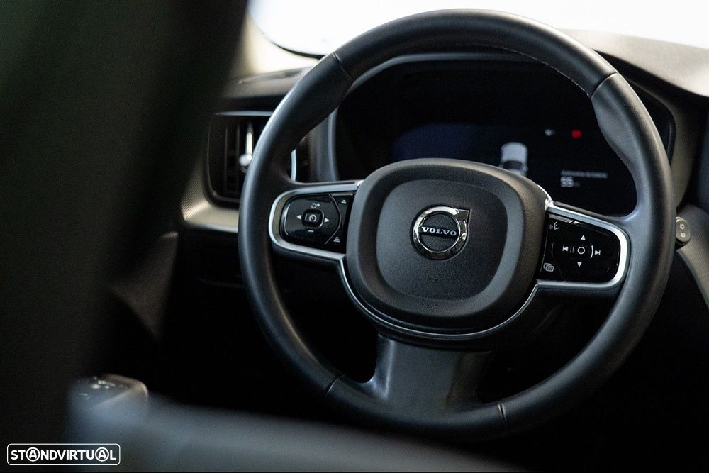 Volvo XC 60 2.0 T6 PHEV Plus Dark AWD - 31