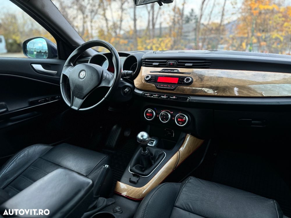 Alfa Romeo Giulietta 1.6 JTDM 16V Business - 7