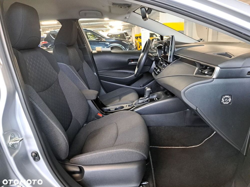 Toyota Corolla 1.8 Hybrid Comfort - 16