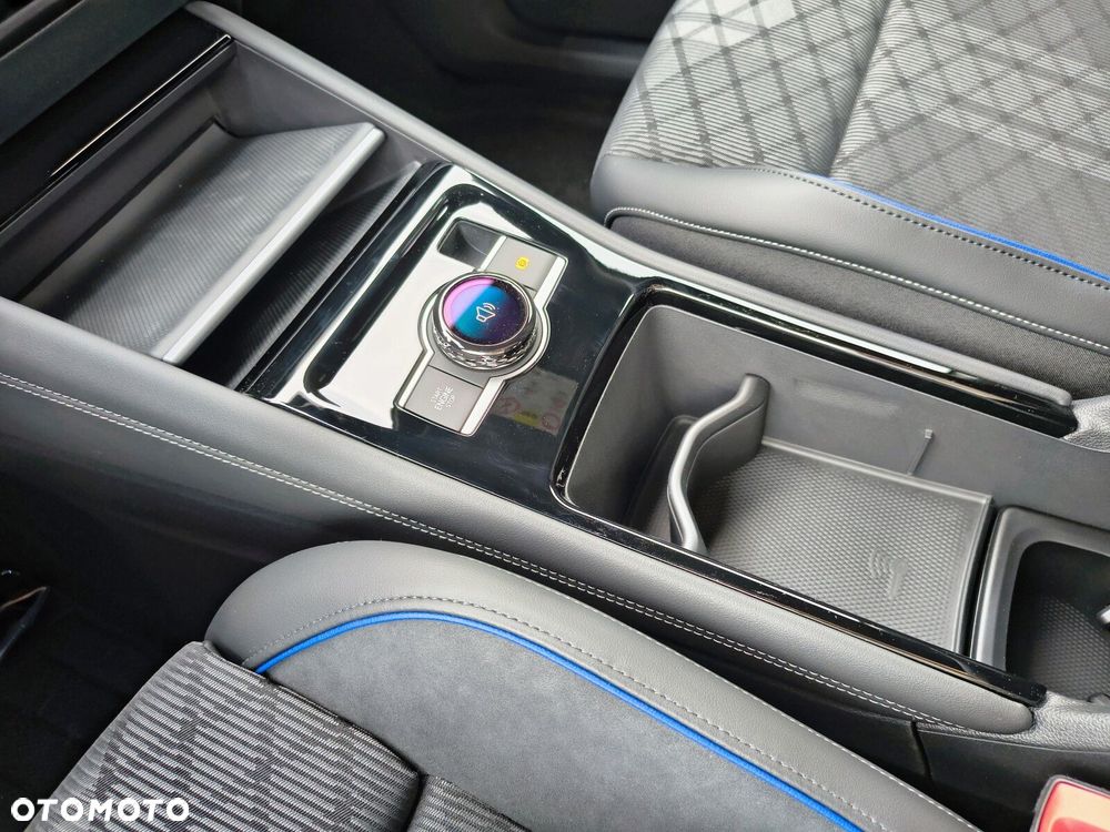 Volkswagen Tiguan - 28