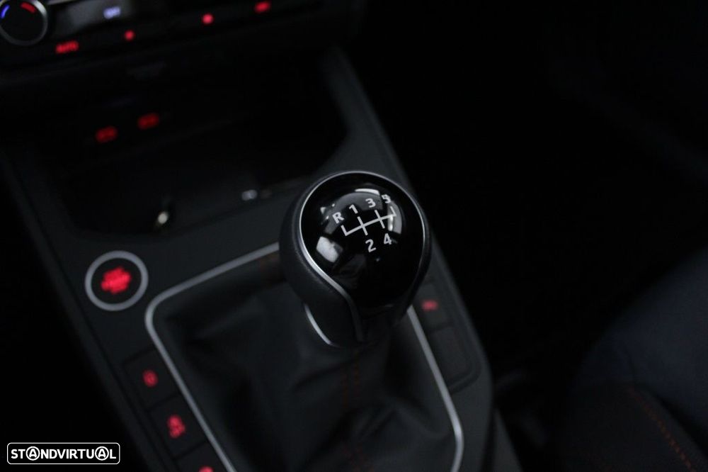 SEAT Ibiza 1.0 TSI FR - 32