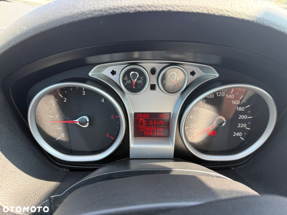 Ford Kuga 2.0 TDCi 4x4 Individual - 23