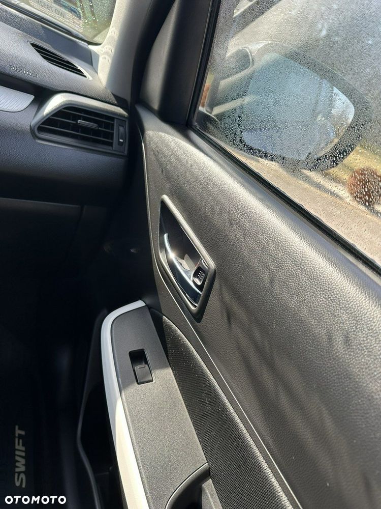 Suzuki Swift - 30