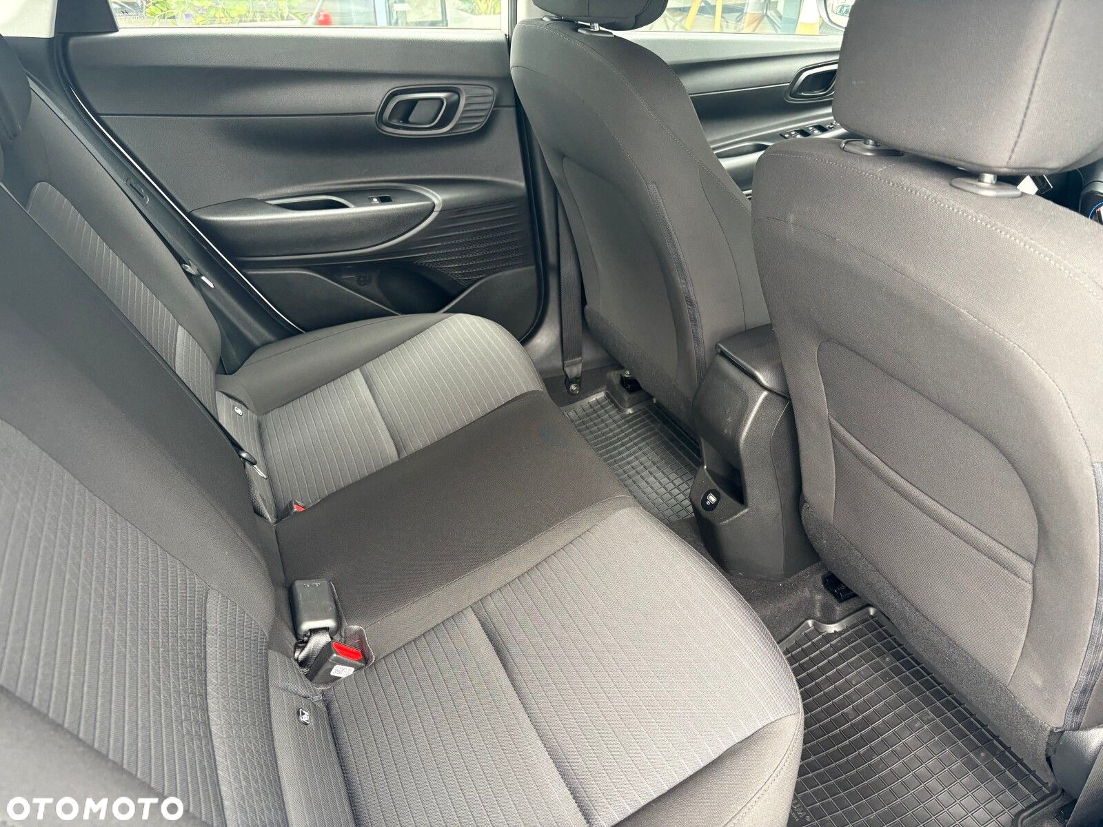 Hyundai i20 - 13