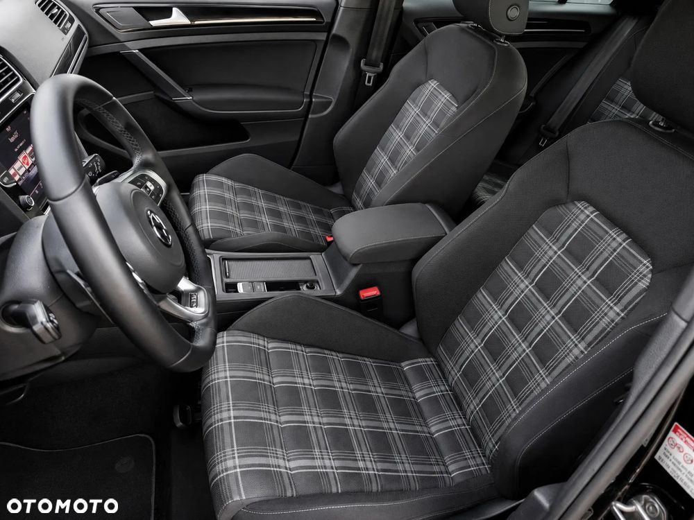 Volkswagen Golf 2.0 TDI BMT GTD DSG - 14