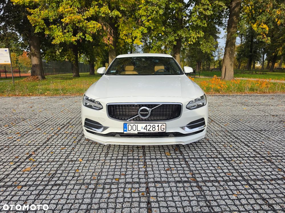 Volvo S90 D4 SCR Momentum Pro - 6