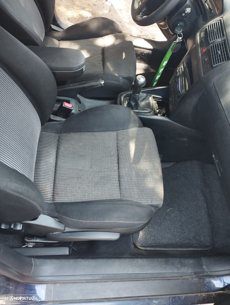 VW Golf 1.9 TDi 4M Highline - 7