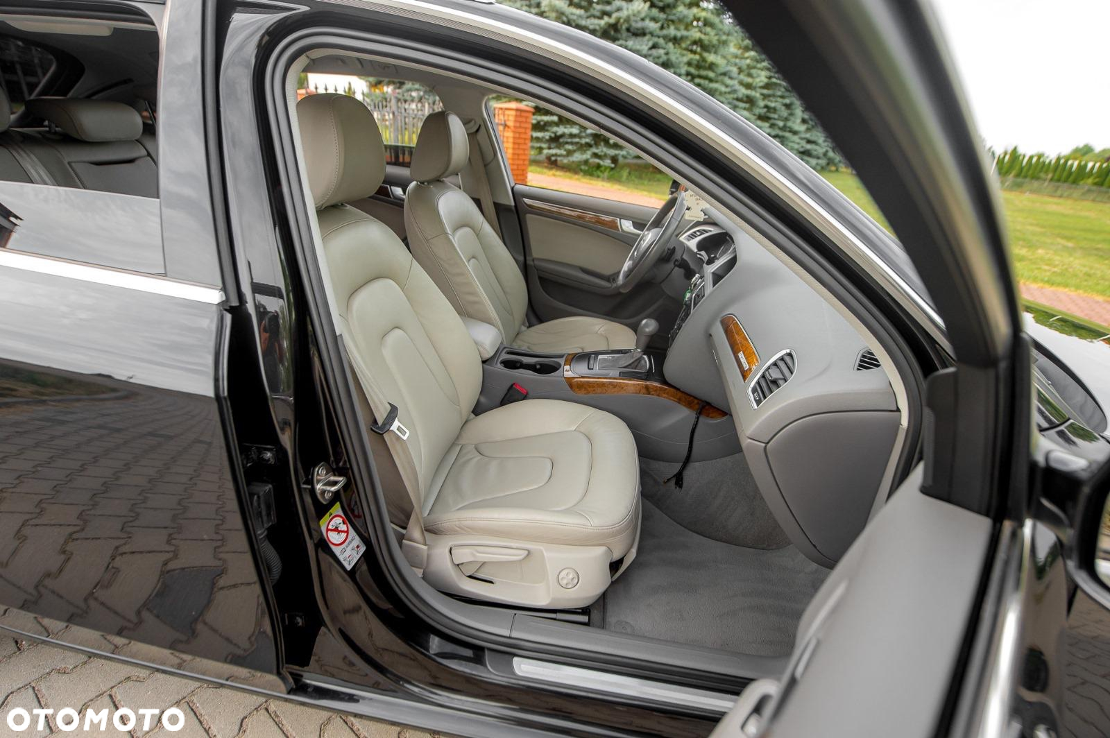Audi A4 3.2 FSI Quattro Tiptronic - 31