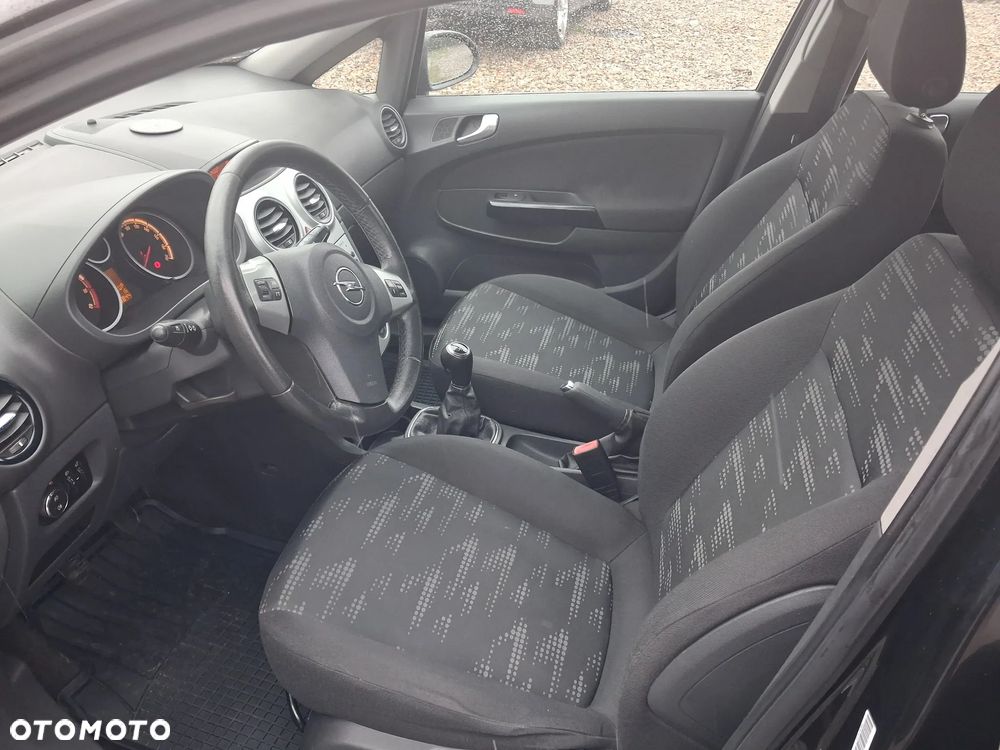 Opel Corsa 1.2 16V Enjoy - 10