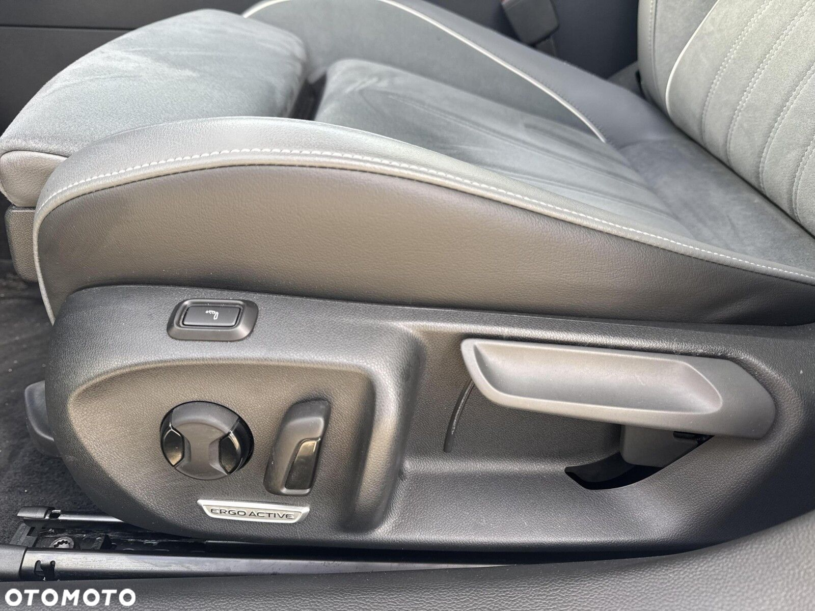 Volkswagen Passat 2.0 TDI SCR Business DSG - 12