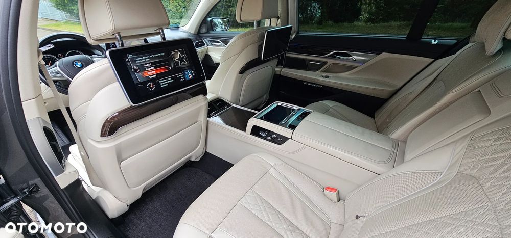 BMW Seria 7 740Ld xDrive - 11