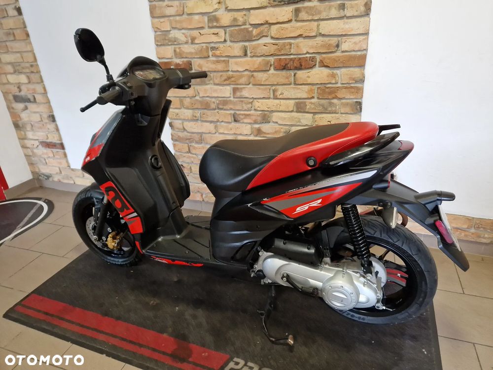 Aprilia SR - 4