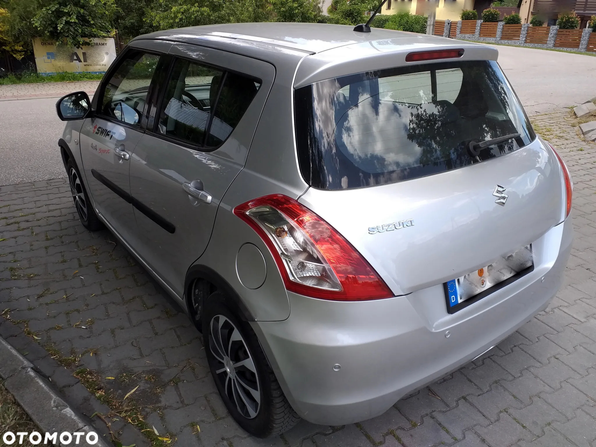 Suzuki Swift 1.2 4x4 Club - 8