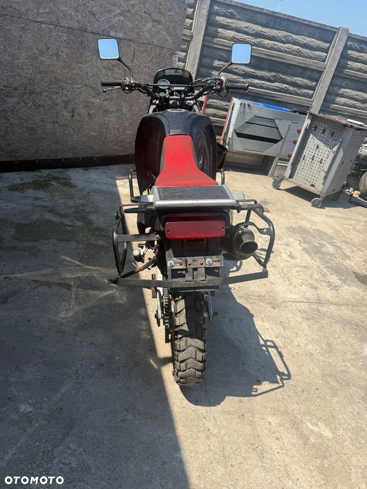 Suzuki DR - 4