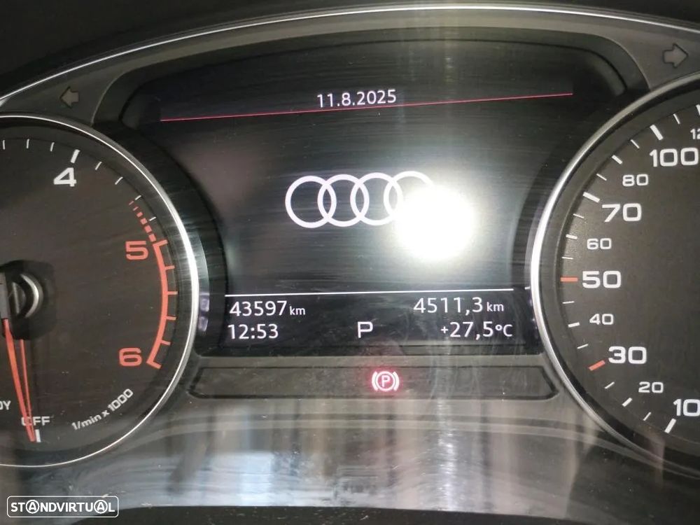 Audi A4 Avant 30 TDI S tronic - 6