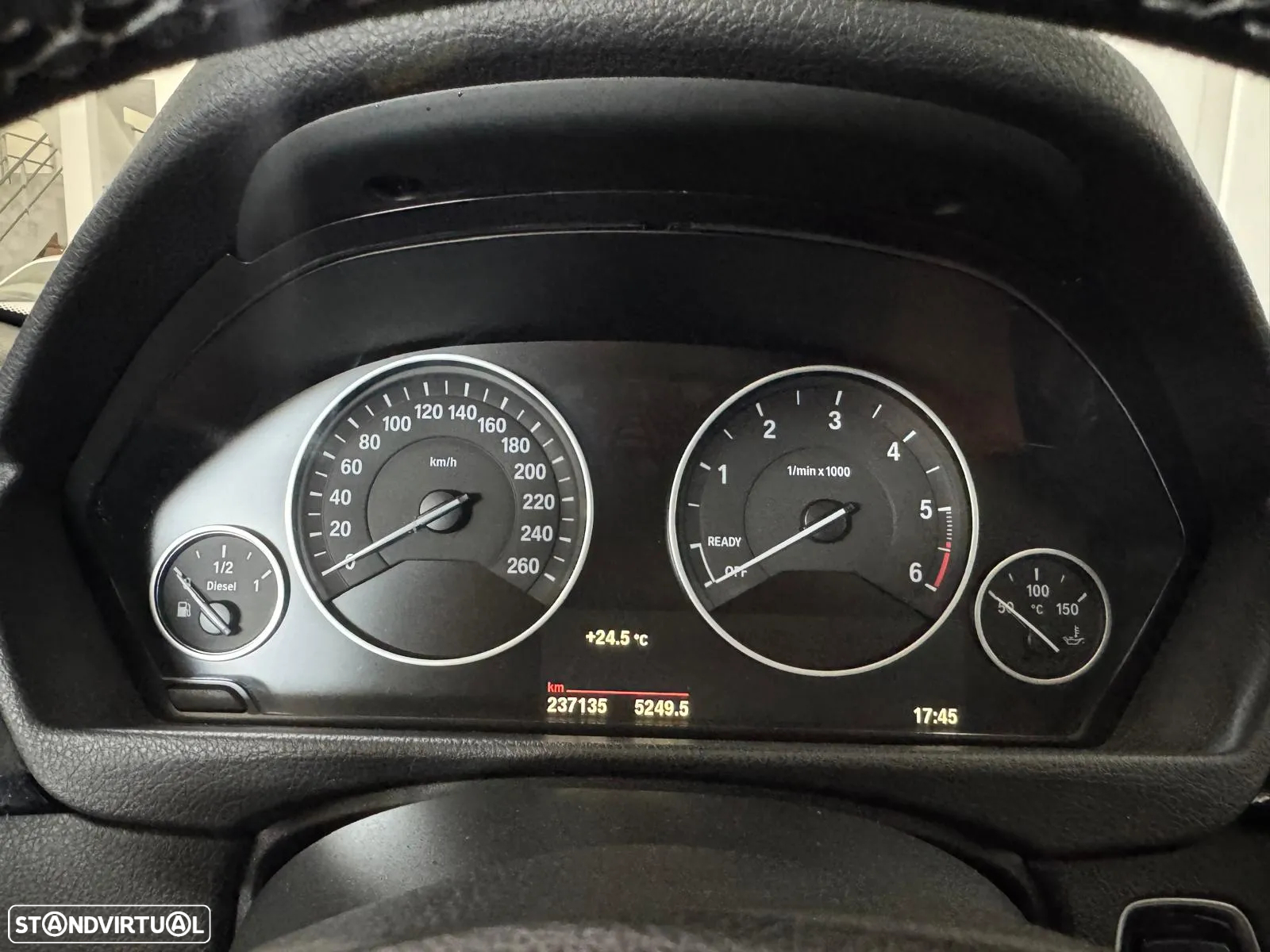 BMW 320 d Touring xDrive Auto - 23